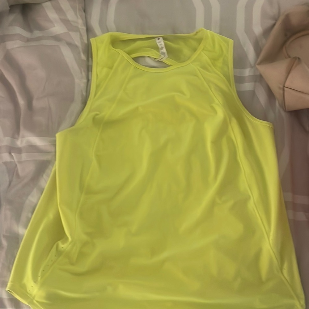 Lululemon Sculpt Tank with Back Vent in Highlight Yellow